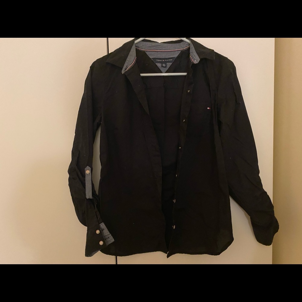 Tommy Hilfiger black Roll-Tab Button-Up Shirt in size XS